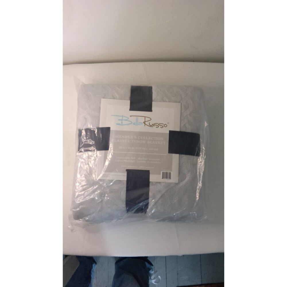 Bella Russo Flannel Throw Blanket 50x60 Gray New in Package